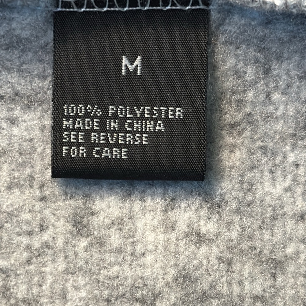 Free Nature Men's Gray Fleece Button Mock Pullover in size M - Picture 4 of 7